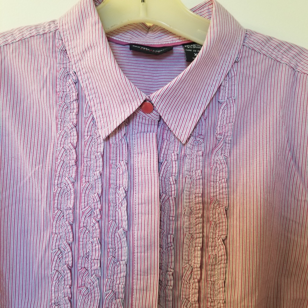 Button up Blouse - Picture 4 of 5